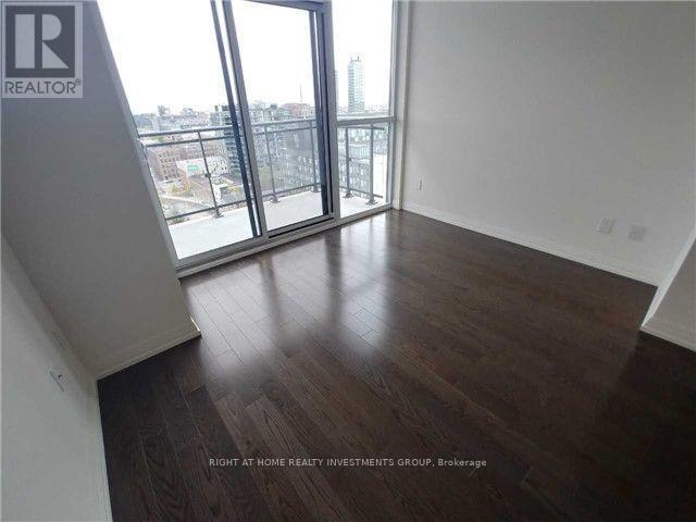 Photo du bâtiment - 460 Adelaide St E