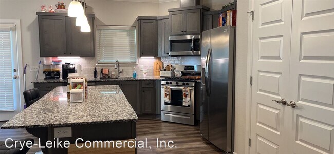 Foto del edificio - 3 br, 2 bath House - 334 W Tyler Road