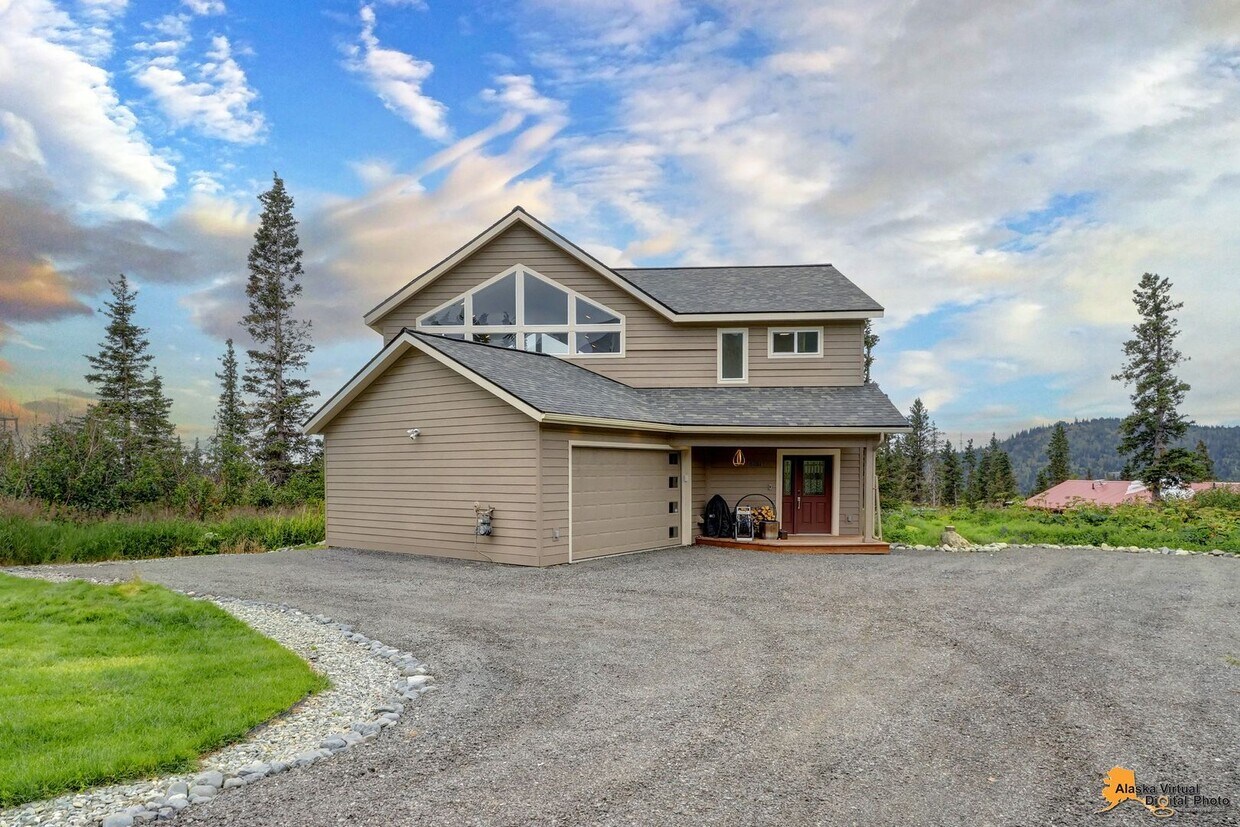 Foto principal - 8121 Marino Dr