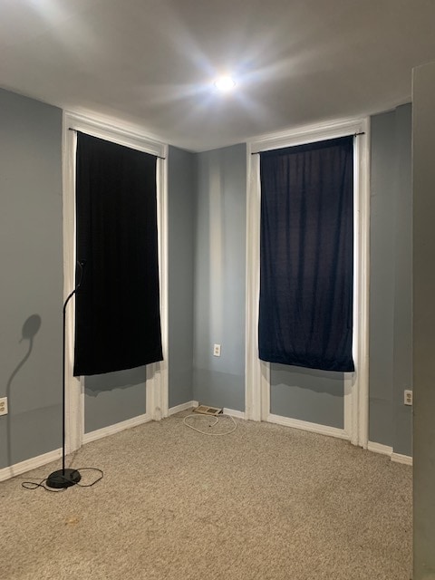 Building Photo - 4506 Baker St