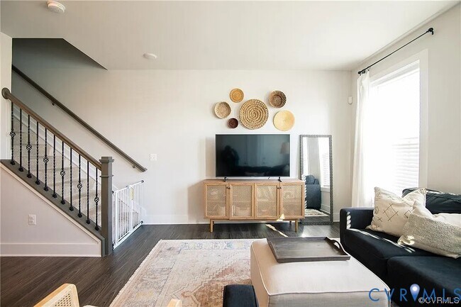 Foto del edificio - 4338 Bon Secours Pkwy