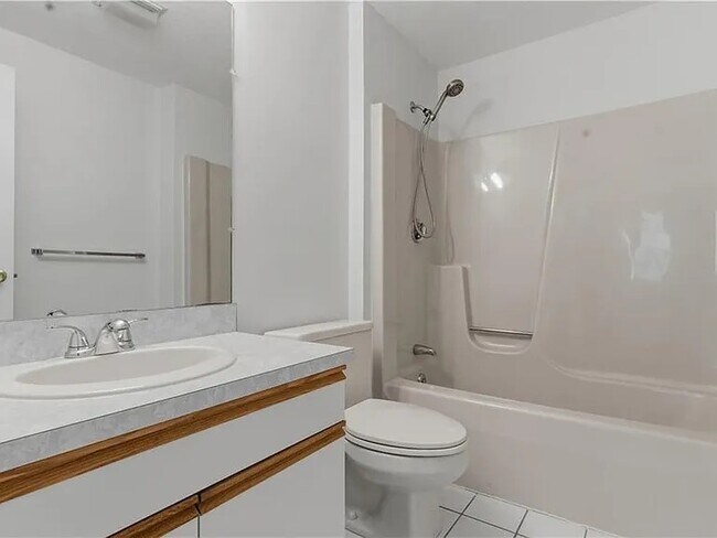 Building Photo - 39 Waterview Dr