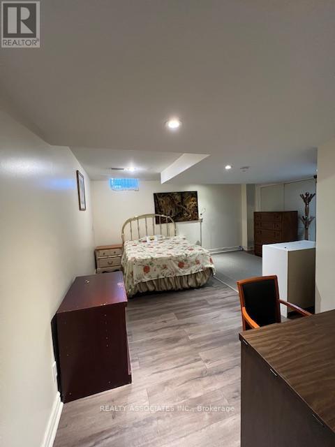 Building Photo - 70 Promelia Ct