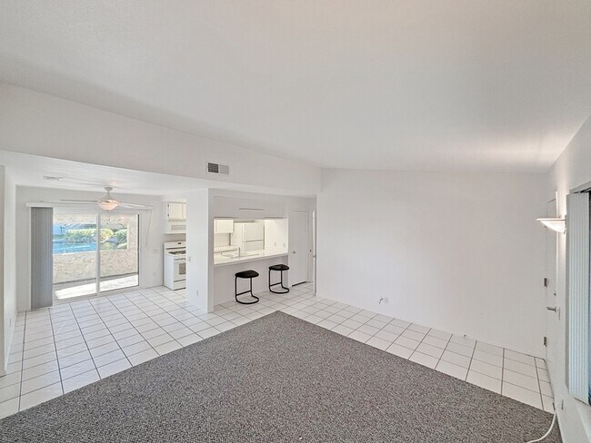 Foto del edificio - 63 Lakeview Cir