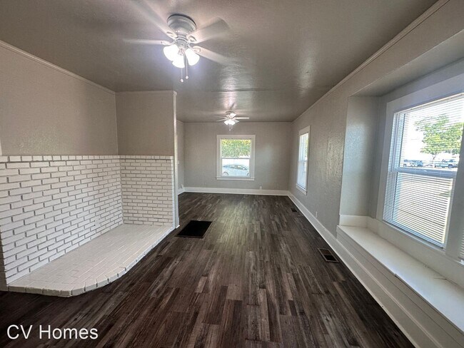 Foto del edificio - 2 br, 1 bath House - 1233 Middleton St