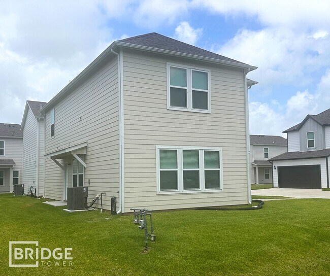 Foto del edificio - 109 Pecan Ln