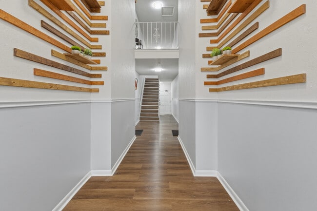 Building Photo - 4054 Stonehenge Dr