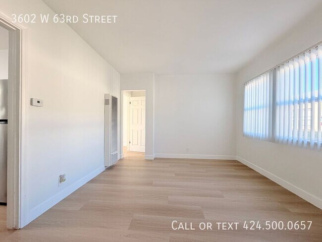 Foto del edificio - 3602 W 63rd St