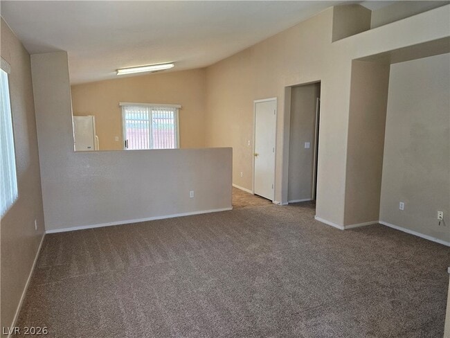 Foto del edificio - 5525 W Raven Creek Ave