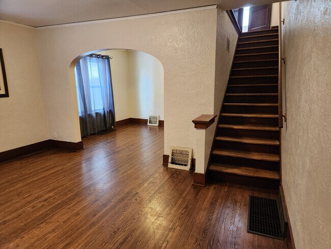 Living Room - 1019 7th Ave N