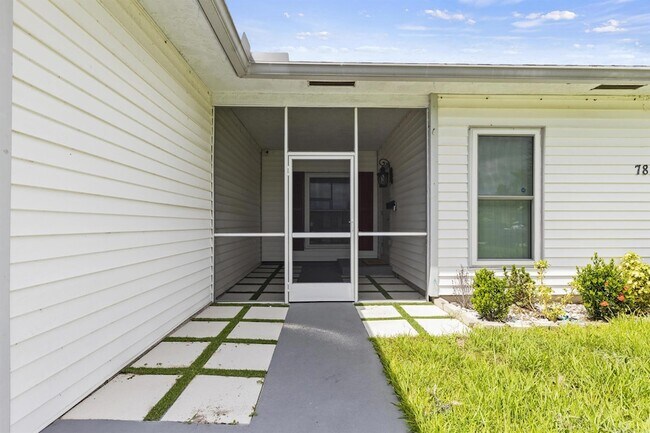 Foto del edificio - 7811 NW 68th Ave