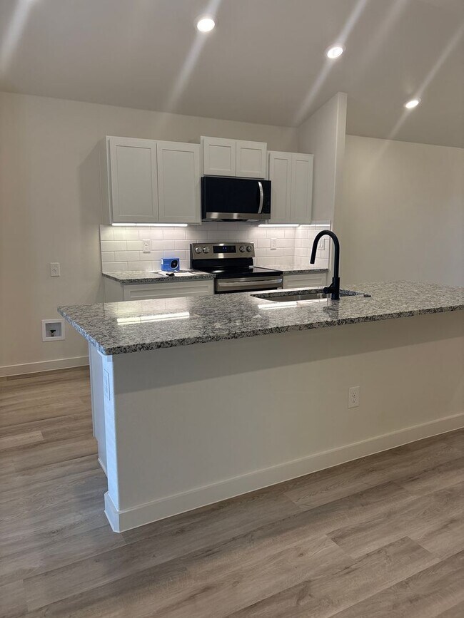 Foto del edificio - This Wont Last Long!!!