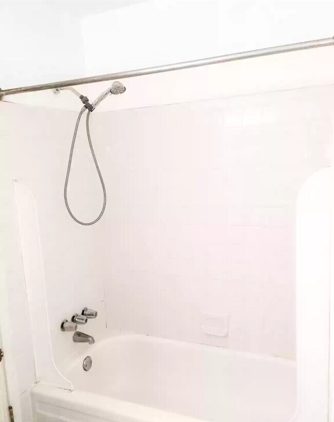 Foto del edificio - 308 Garnet Dr