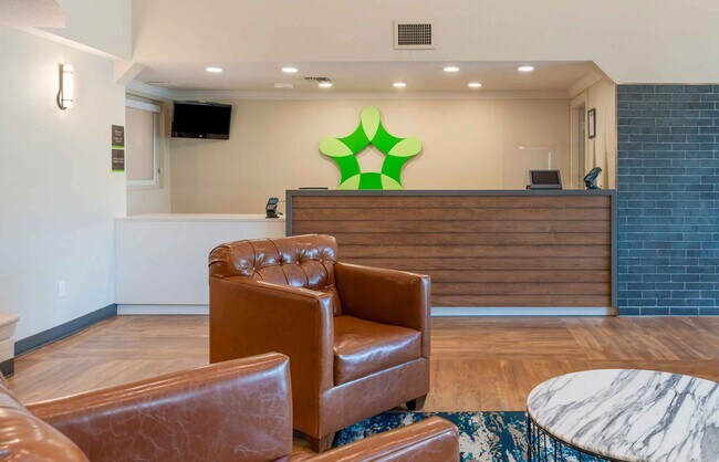 Building Photo - Furnished Studio-Fort Lauderdale - Cypress Creek - Park North