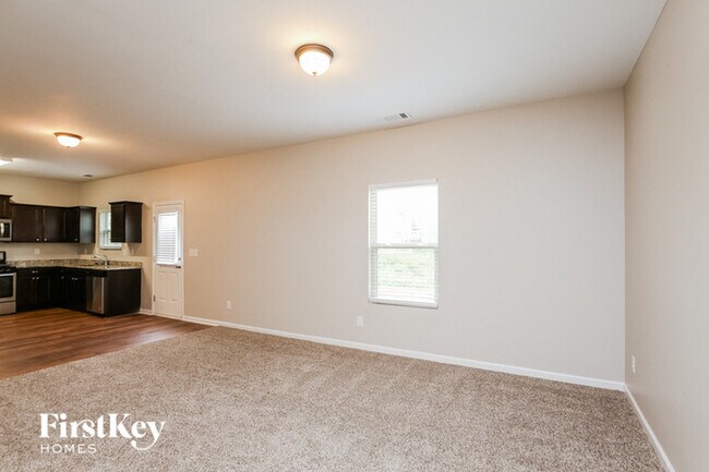 Building Photo - 704 Nonsuch Ct