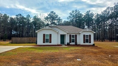 Building Photo - 134 Canal St E