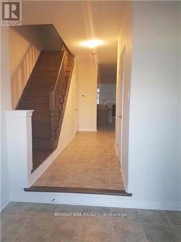 Building Photo - 121 Huguenot Rd