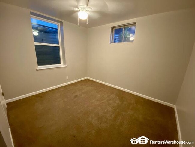 Building Photo - Beautifully Renovated 3 Bed 2 Bath