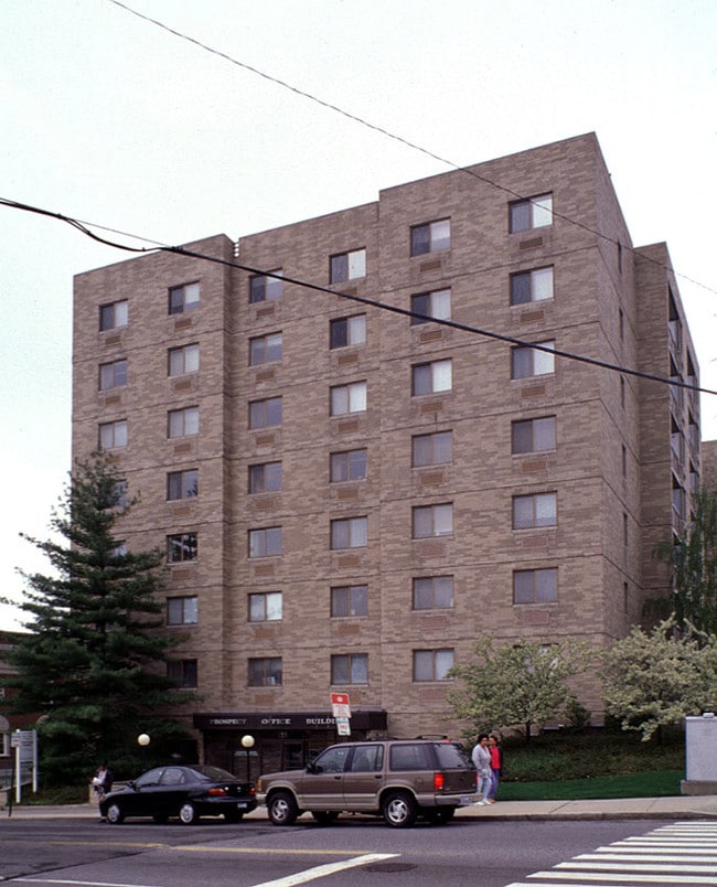 Building Photo - Buckingham Condominiums