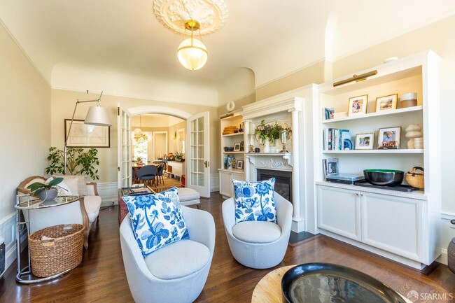 Building Photo - 1315 Waller St