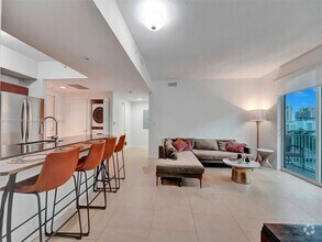 Building Photo - 7270 SW 88th St