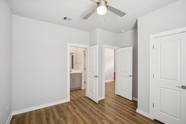 Foto del edificio - 5759 Spring Stuebner Rd
