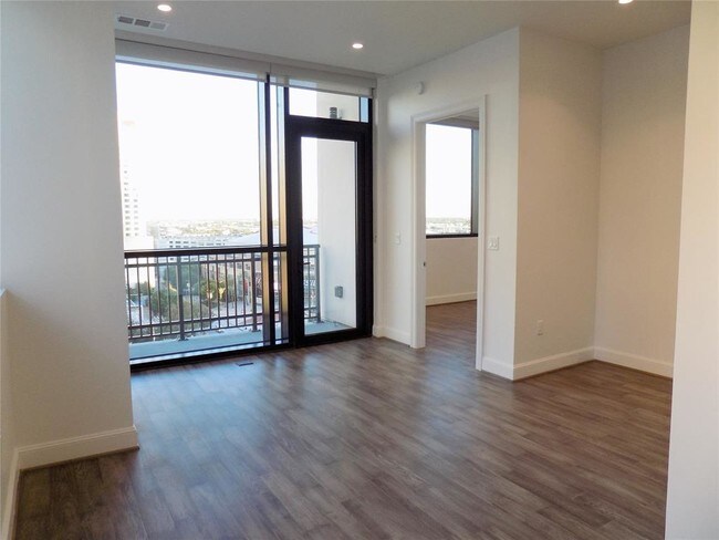 Foto del edificio - 1211 Caroline St