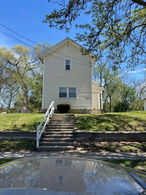 Foto principal - 303 S Prospect St