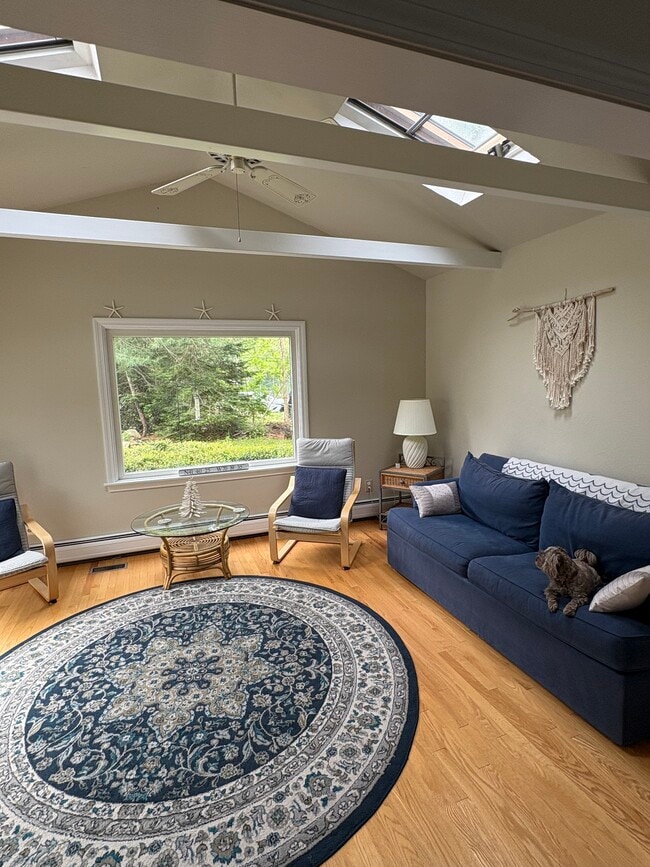 Building Photo - 243 Huckins Neck Rd