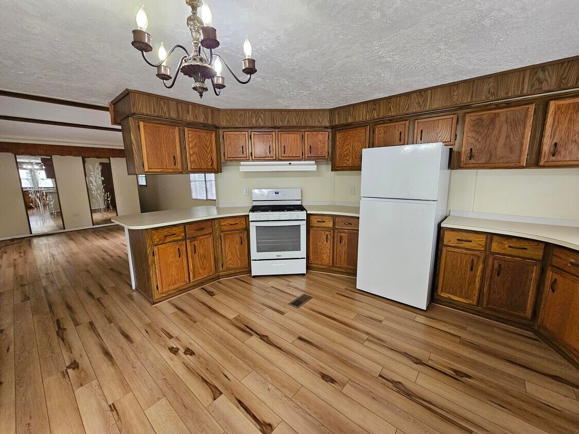 Foto principal - 224 Blossom Ln