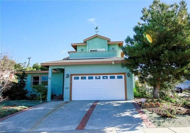 Primary Photo - 245 Surf Pl
