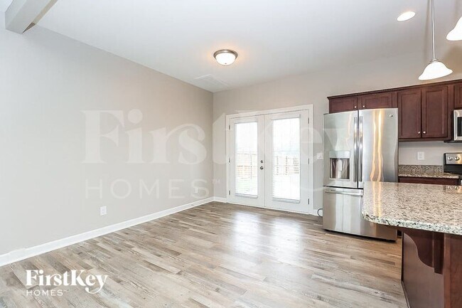 Foto del edificio - 4722 Beryl Dr