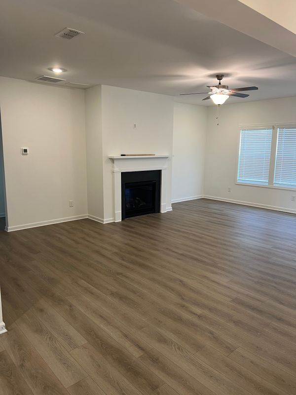 Foto del edificio - 5413 Hardgrove Wy