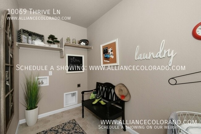 Foto del edificio - 10069 Thrive Ln