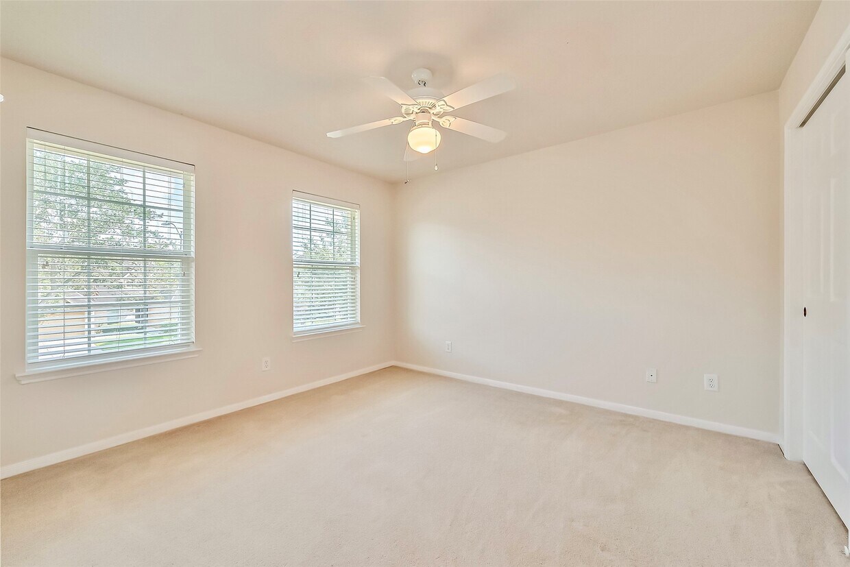 Building Photo - 5506 Flower Grove Ct