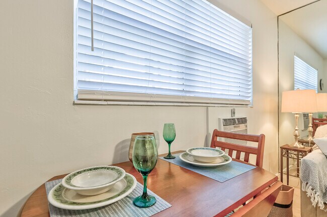 Foto del edificio - 3230 NE 13th St