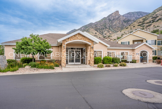 Foto del edificio - 1166 Canyon Meadow Dr