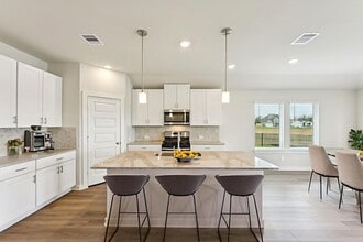 Building Photo - 5503 Bowquiver Ln