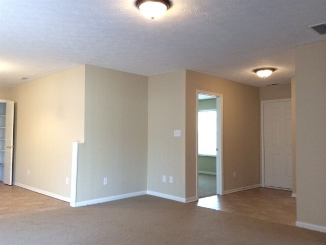 Foto del edificio - 2808 Crosscreek Cir