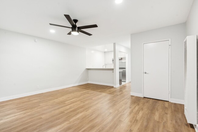 Foto del interior - 1944 Whitley Ave.