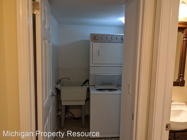 Foto del edificio - 1 br, 1 bath House - 36078 Ann Arbor Trail