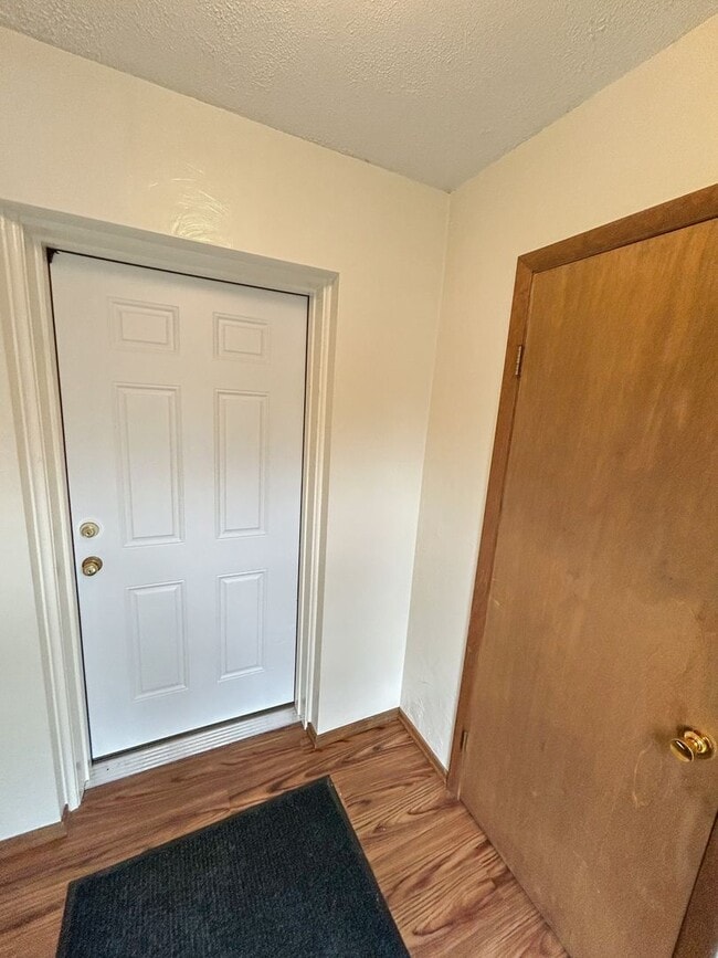 Photo - 1028 Fleming St Apartment