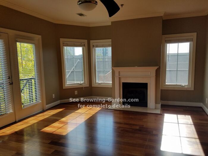 Foto principal - 301 Criddle St