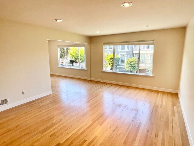 Foto del edificio - 3BR/2BA Noe Valley Condo! Parking!  Laundr...