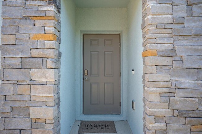 Building Photo - 1844 West Palms Drive