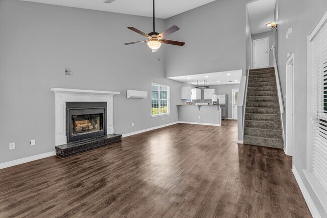 Foto del edificio - 68 Summer Oaks Dr