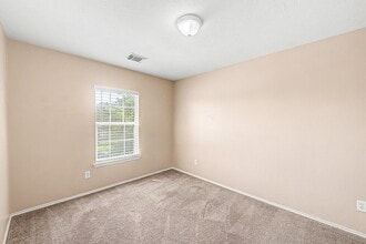 Building Photo - 18114 Sorrell Oaks Ln
