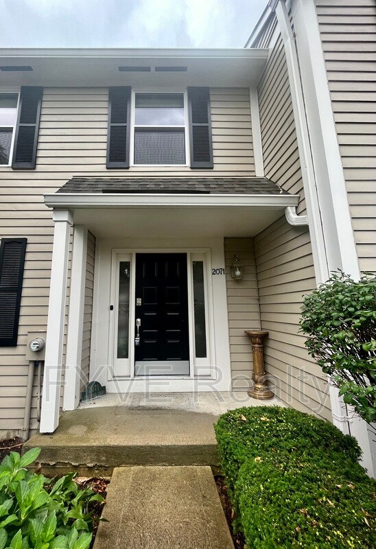 Foto del edificio - 2071 Stratford Ct