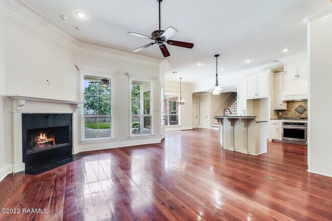 Foto del edificio - 117 Maple Grove Ln