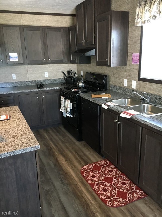 Foto del edificio - 2070 Spruce Way
